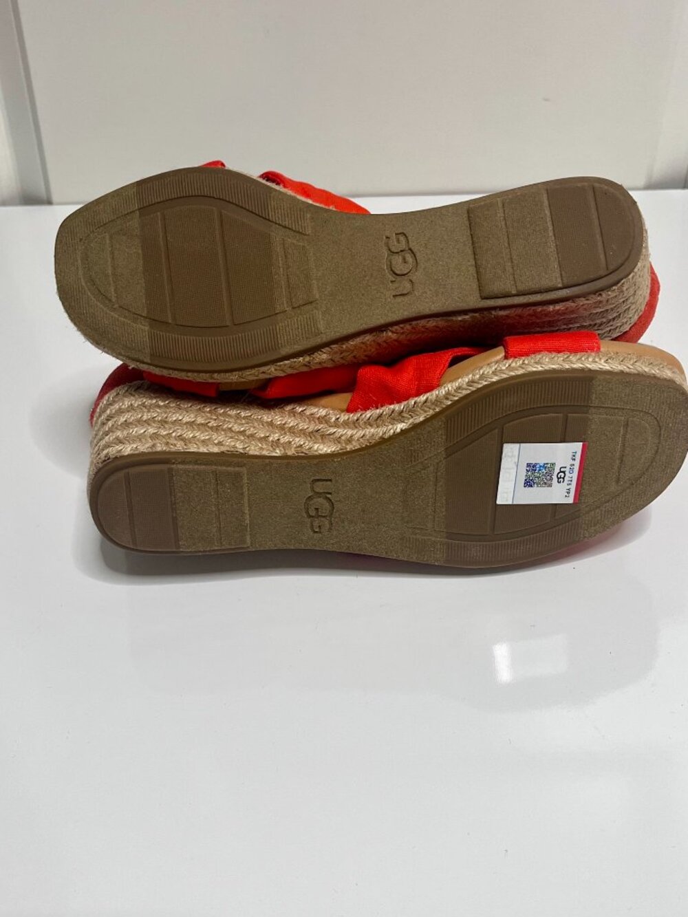 UGG Yarrow Suede Red Spadrille Wedge Sandals Ankle Tie Wrap Shoes Size US 6 - Picture 8 of 14